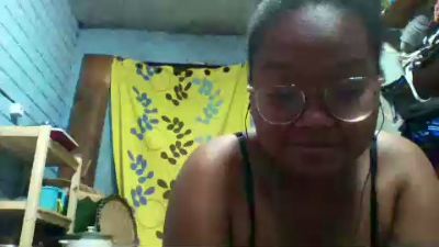 tiana31 live cam on Cam4