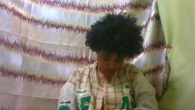 tiana31 live cam on Cam4