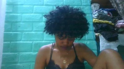 tiana31 live cam on Cam4
