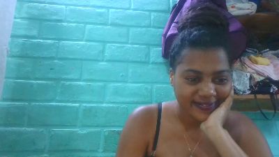 tiana31 live cam on Cam4