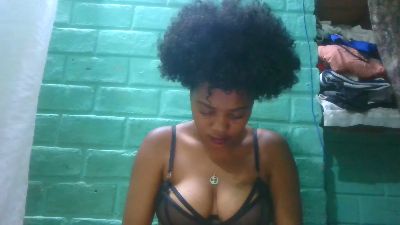 tiana31 live cam on Cam4