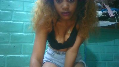 tiana31 live cam on Cam4