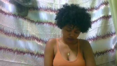 tiana31 live cam on Cam4