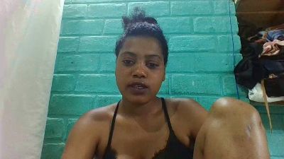 tiana31 live cam on Cam4