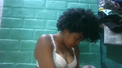 tiana31 live cam on Cam4