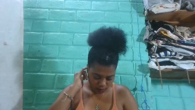 tiana31 live cam on Cam4