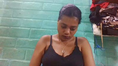 tiana31 live cam on Cam4