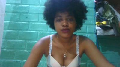tiana31 live cam on Cam4