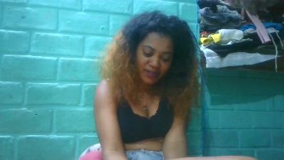 tiana31 live cam on Cam4