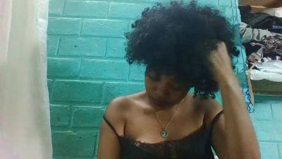 tiana31 live cam on Cam4