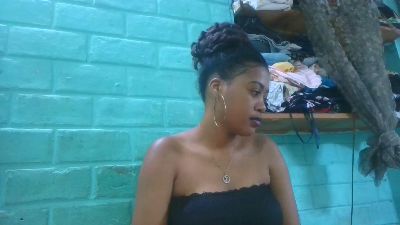 tiana31 live cam on Cam4