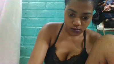 tiana31 live cam on Cam4