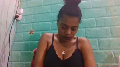 tiana31 live cam on Cam4