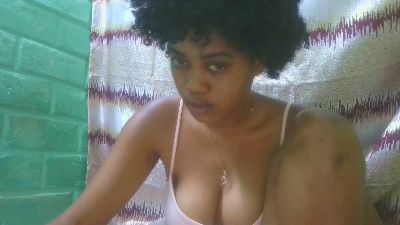 tiana31 live cam on Cam4