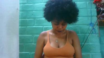tiana31 live cam on Cam4