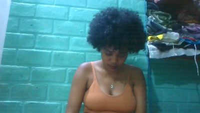 tiana31 live cam on Cam4