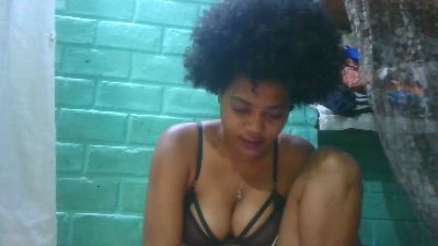 tiana31 live cam on Cam4
