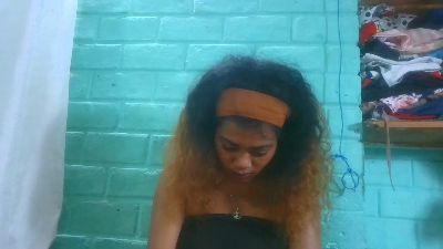 tiana31 live cam on Cam4