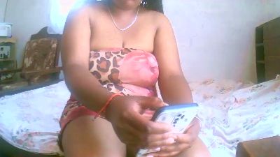 tifanie01 live cam on Cam4