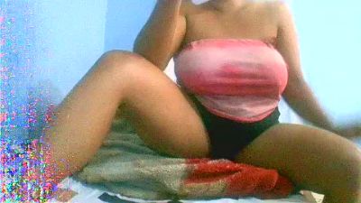 tifanie01 live cam on Cam4