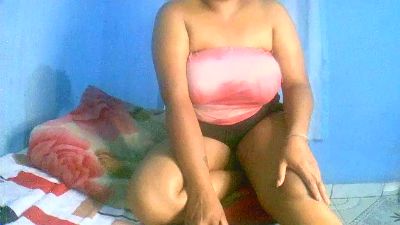 tifanie01 live cam on Cam4