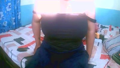 tifanie01 live cam on Cam4