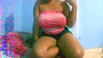 tifanie01 live cam on Cam4