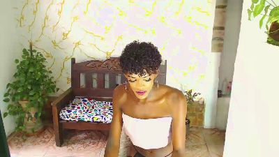 tifannymonroe5 live cam on Cam4