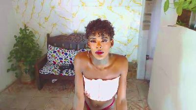 tifannymonroe5 live cam on Cam4