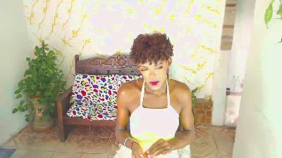 tifannymonroe5 live cam on Cam4