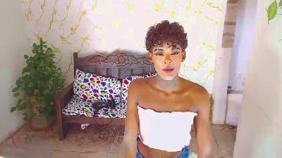 tifannymonroe5 live cam on Cam4