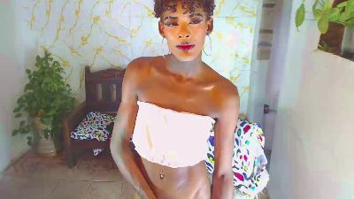 tifannymonroe5 live cam on Cam4