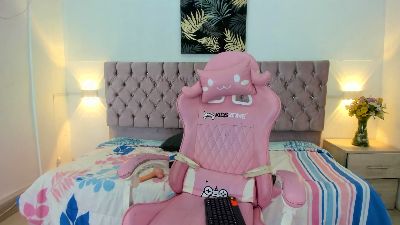 tiffany_ray_ live cam on Cam4