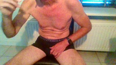 tilburg1972 live cam on Cam4