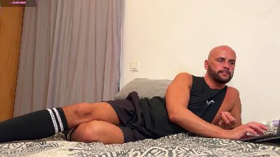 tim_beard live cam on Cam4