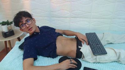 tim_cooper live cam on Cam4