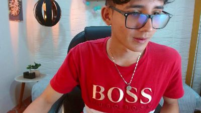 tim_cooper live cam on Cam4