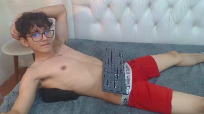 tim_cooper live cam on Cam4