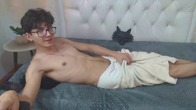 tim_cooper live cam on Cam4