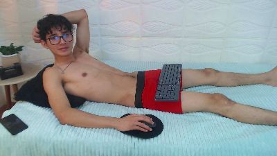 tim_cooper live cam on Cam4