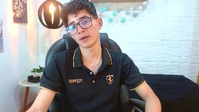 tim_cooper live cam on Cam4