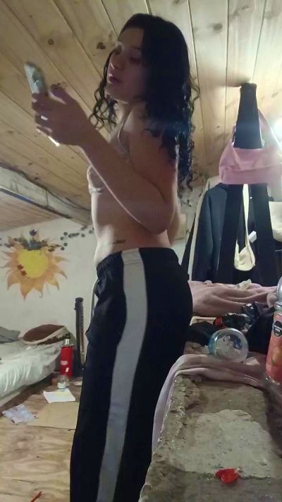 tin4aa0 live cam on Cam4