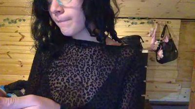 tin4aa0 live cam on Cam4