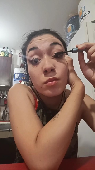 tina2026 live female webcam from Argentina