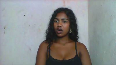 tina5 live cam on Cam4