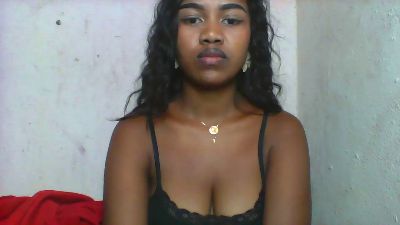 tina5 live cam on Cam4