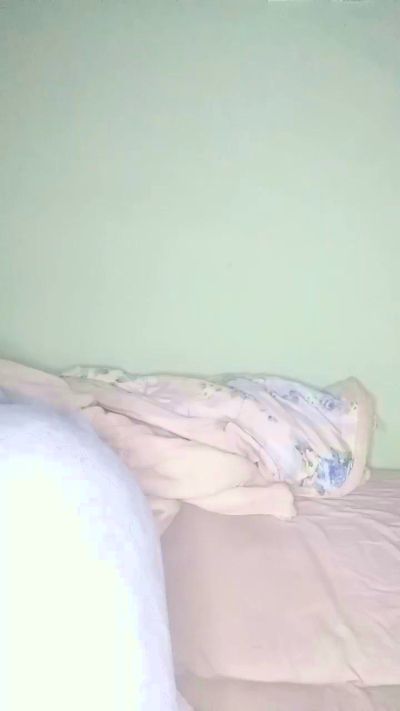 tinah23 live cam on Cam4