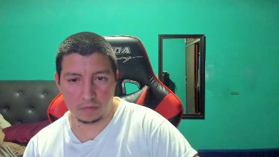 tinchome live cam on Cam4