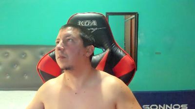 tinchome live cam on Cam4