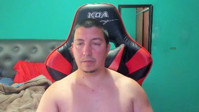 tinchome live cam on Cam4
